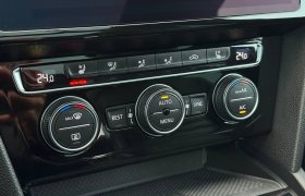 VW Passat R-LINE
