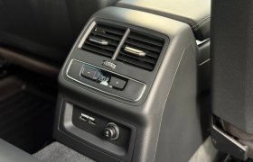 Audi A4 40 TDI Quattro S-LINE