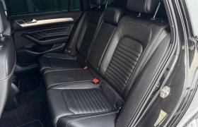 VW Passat R-LINE
