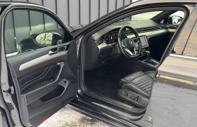 VW Passat R-LINE