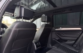 VW Passat R-LINE