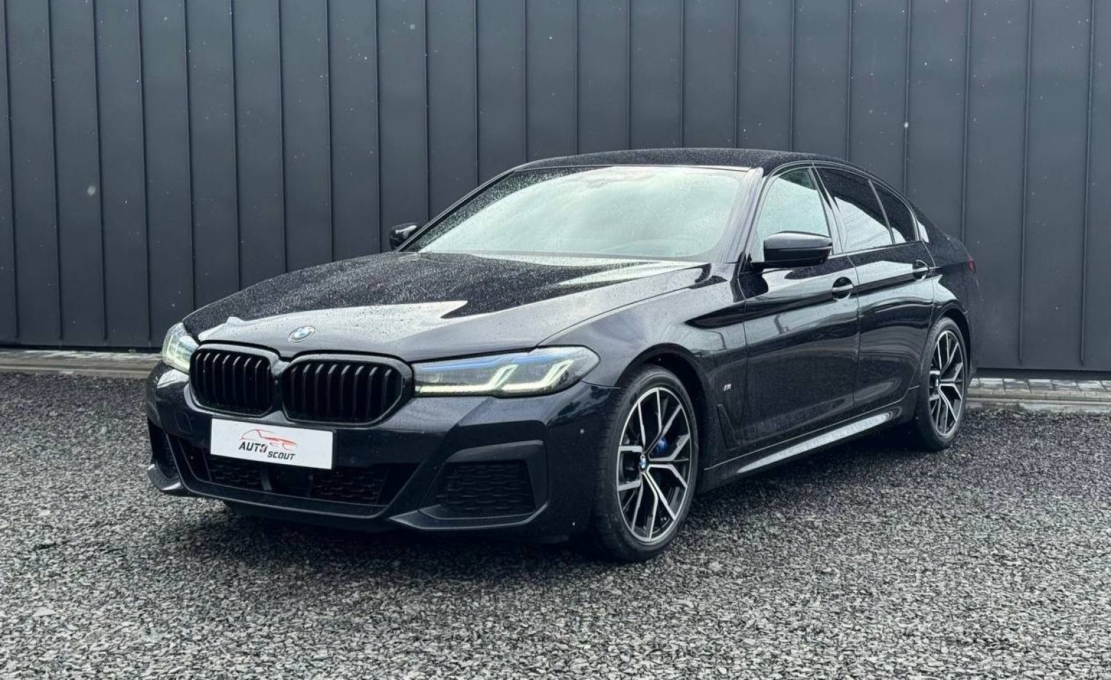 BMW 530I M